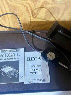 Electric Griddle Server in Black - never used